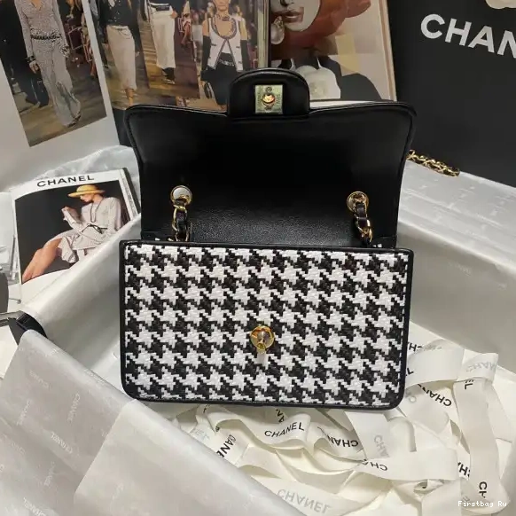 First Bag Ru FLAP BAG CHANEL 0702